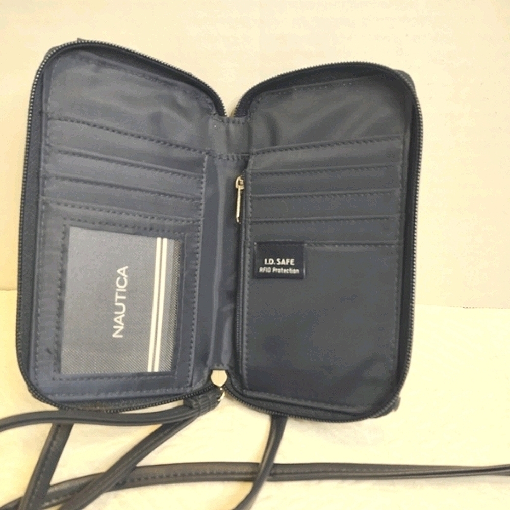 Nautica Wallet Crossbody/Wristlet NWT - Picture 7 of 9